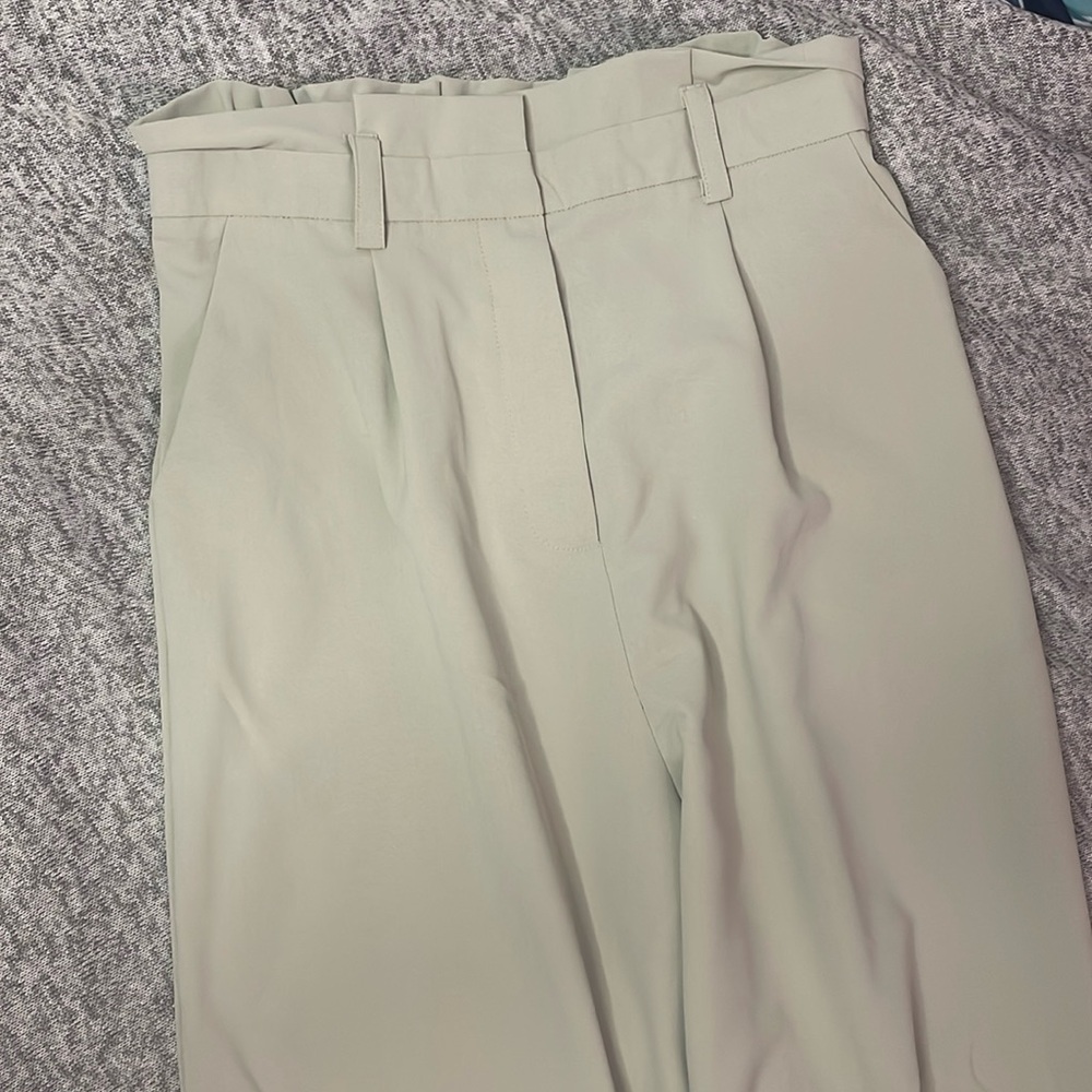 Dress capris